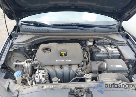 2017 Hyundai Elantra Se z USA, uszkodzony, nr VIN 5NPD84LF5HH003508